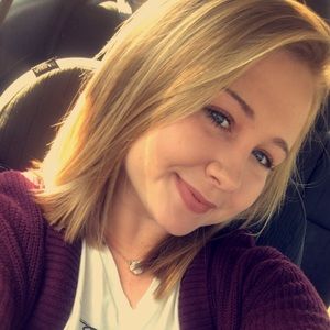 Meet your Posher, Kelsey